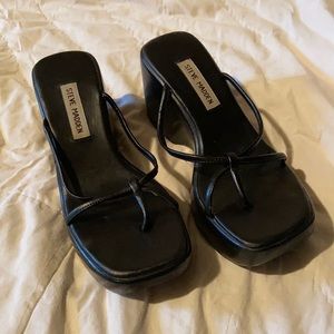 Steve Madden wedge sandals size 6